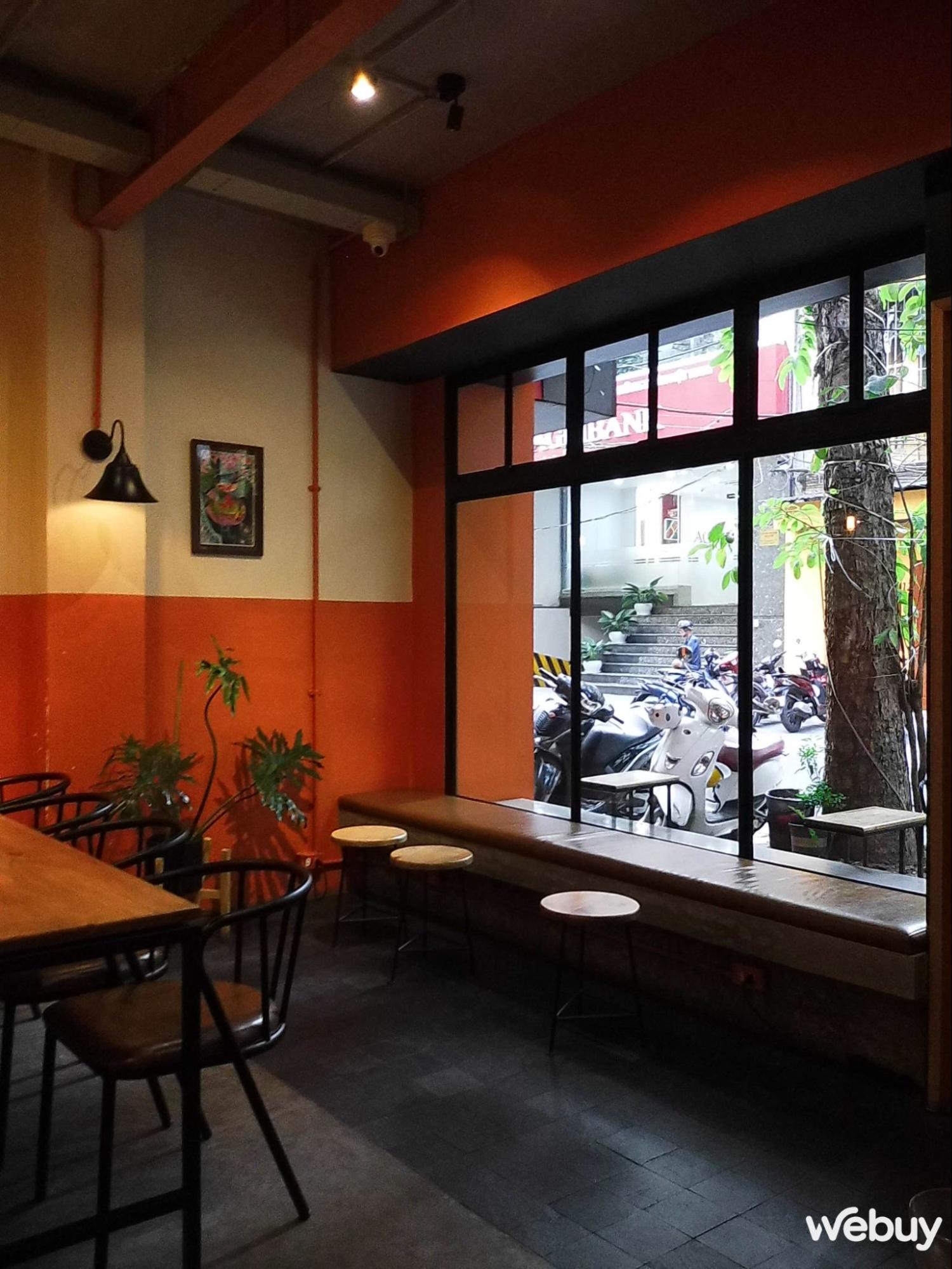 Ra đường chụp ảnh với Leica Sofort 2: Chụp in ngay và có cả bản số, màu ảnh hoài cổ- Ảnh 18. Ra đường chụp ảnh với Leica Sofort 2: Chụp in ngay và có cả bản số, màu ảnh hoài cổ- Ảnh 18.