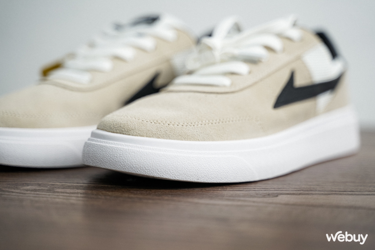 Giày RieNevan Snap Classick thương hiệu Việt: Gia công rất tốt, mới đi thấy hơi dở, điểm cộng lớn ở lót giày siêu êm- Ảnh 2. Giày RieNevan Snap Classick thương hiệu Việt: Gia công rất tốt, mới đi thấy hơi dở, điểm cộng lớn ở lót giày siêu êm- Ảnh 2.