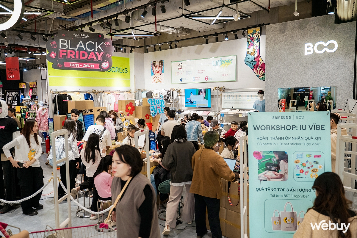 Giới trẻ Hà Nội thích thú nhập hội “Iu Vĩbe”, tự làm ốp lưng len thêu tay và in áo với Galaxy Z Flip5- Ảnh 2. Giới trẻ Hà Nội thích thú nhập hội “Iu Vĩbe”, tự làm ốp lưng len thêu tay và in áo với Galaxy Z Flip5- Ảnh 2.