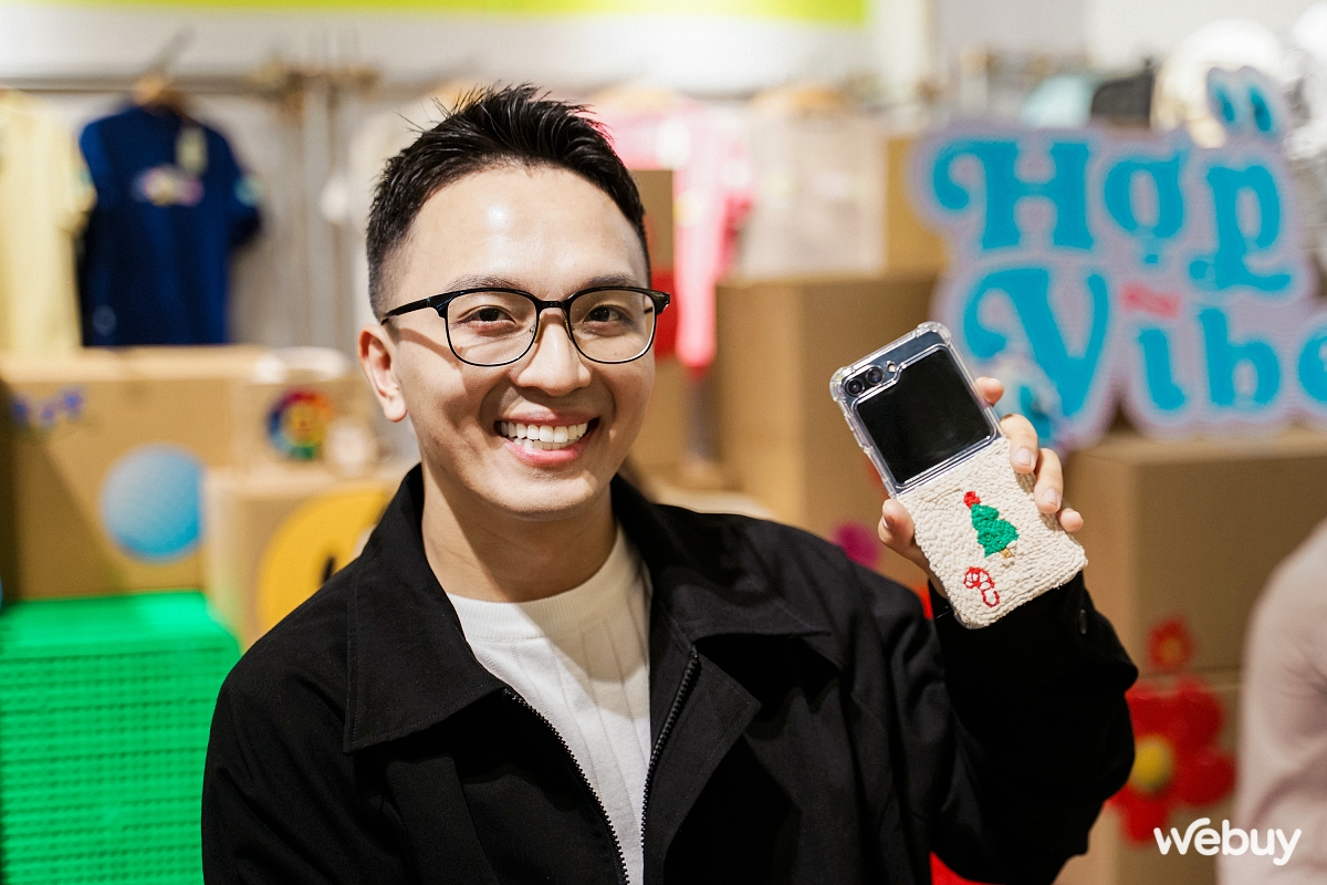 Giới trẻ Hà Nội thích thú nhập hội “Iu Vĩbe”, tự làm ốp lưng len thêu tay và in áo với Galaxy Z Flip5- Ảnh 19. Giới trẻ Hà Nội thích thú nhập hội “Iu Vĩbe”, tự làm ốp lưng len thêu tay và in áo với Galaxy Z Flip5- Ảnh 19.