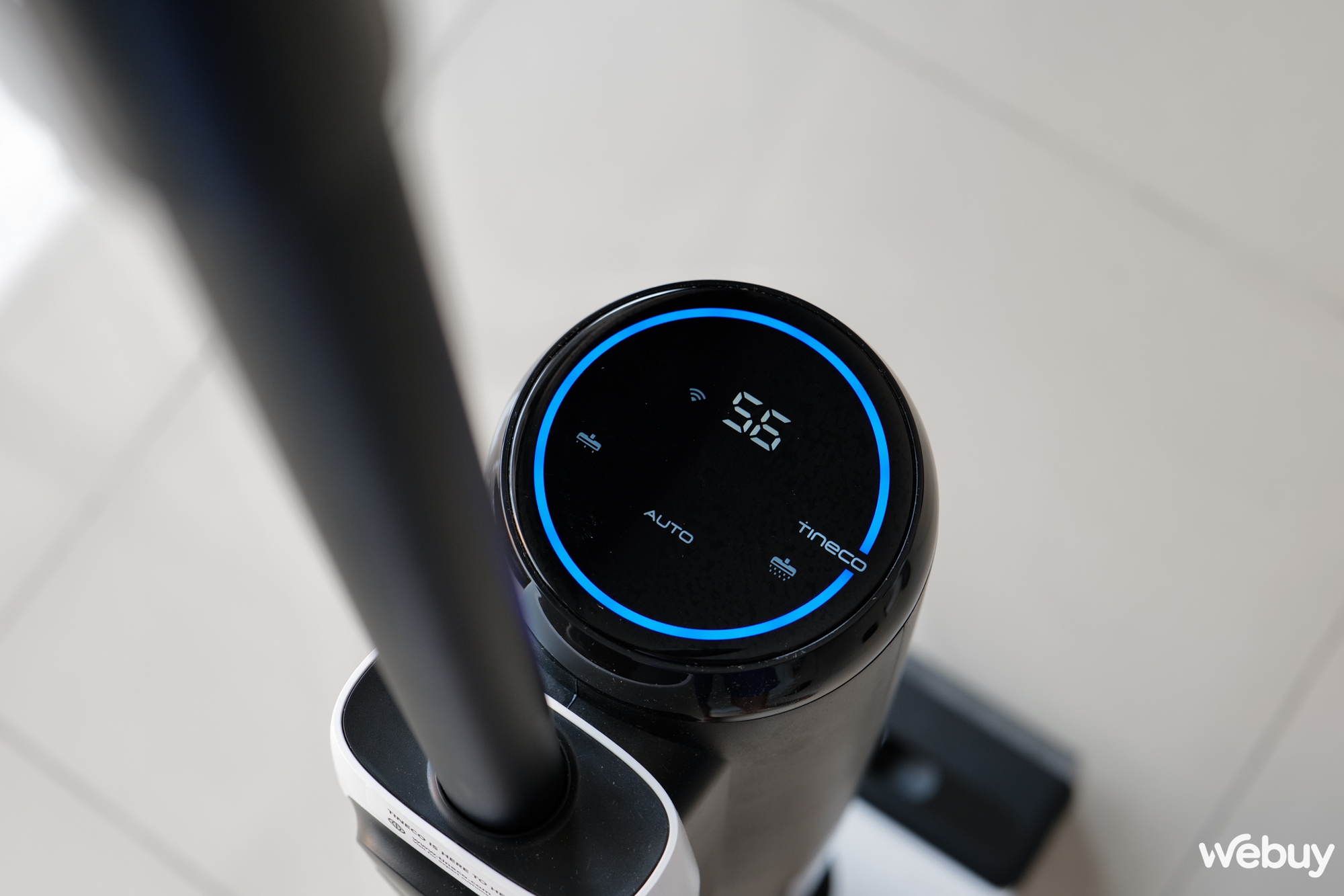 Trải nghiệm Tineco Floor One S6: Vừa lau vừa hút, dọn sạch cả vết cà phê đổ, tự giặt con lăn và phát hiện độ bẩn- Ảnh 21. Trải nghiệm Tineco Floor One S6: Vừa lau vừa hút, dọn sạch cả vết cà phê đổ, tự giặt con lăn và phát hiện độ bẩn- Ảnh 21.