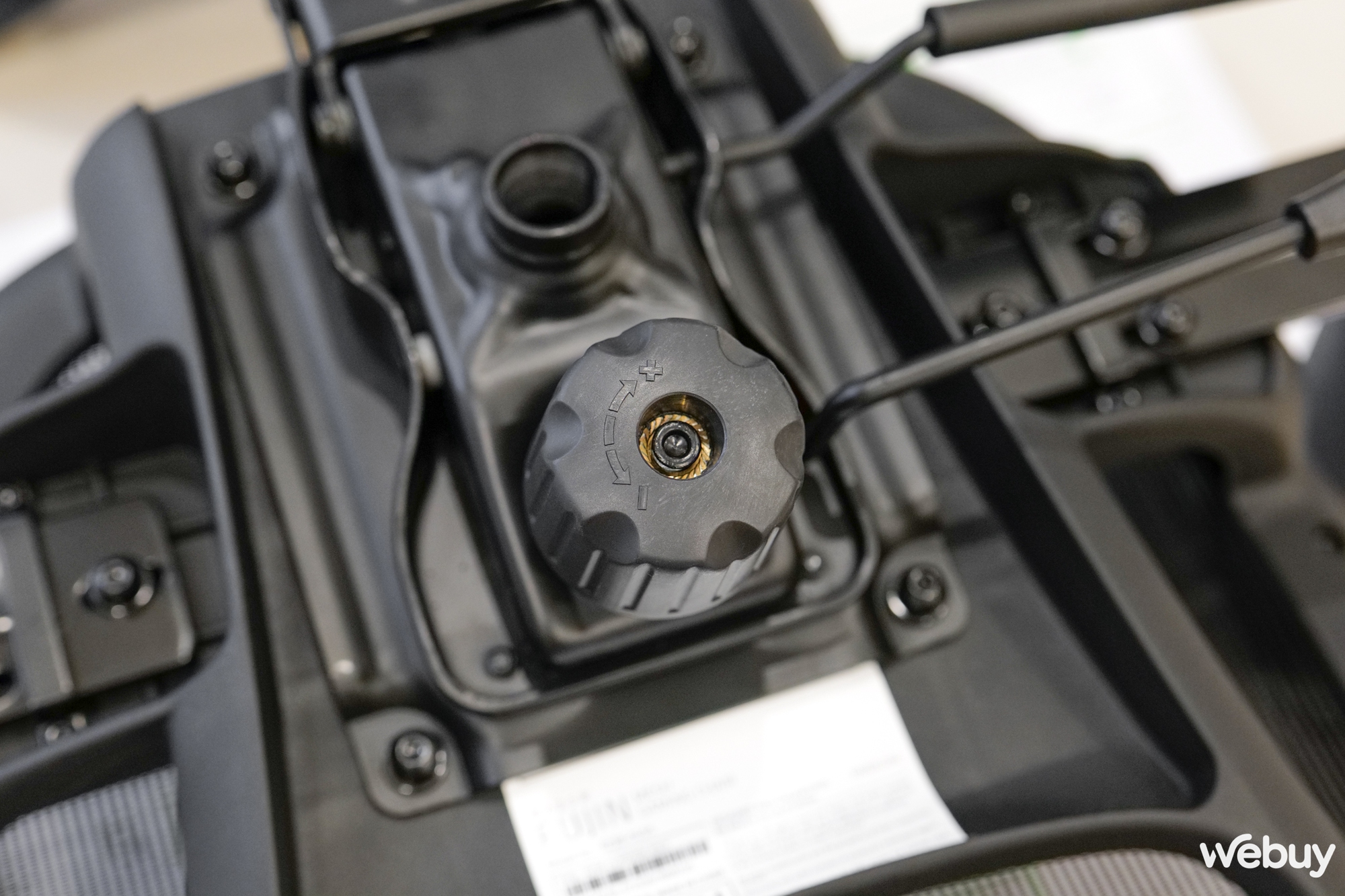 Trải nghiệm ghế Razer Fujin: Thiết kế không 'màu mè', ngồi êm và có khả năng điều chỉnh linh hoạt- Ảnh 14. Trải nghiệm ghế Razer Fujin: Thiết kế không 'màu mè', ngồi êm và có khả năng điều chỉnh linh hoạt- Ảnh 14.