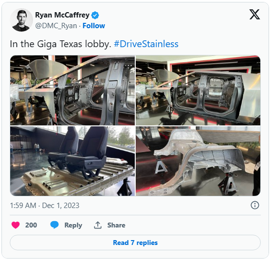 Siêu bán tải chạy điện Tesla Cybertruck lộ diện, kéo theo xe khác vẫn đánh bại Porsche 911- Ảnh 1. Siêu bán tải chạy điện Tesla Cybertruck lộ diện, kéo theo xe khác vẫn đánh bại Porsche 911- Ảnh 1.