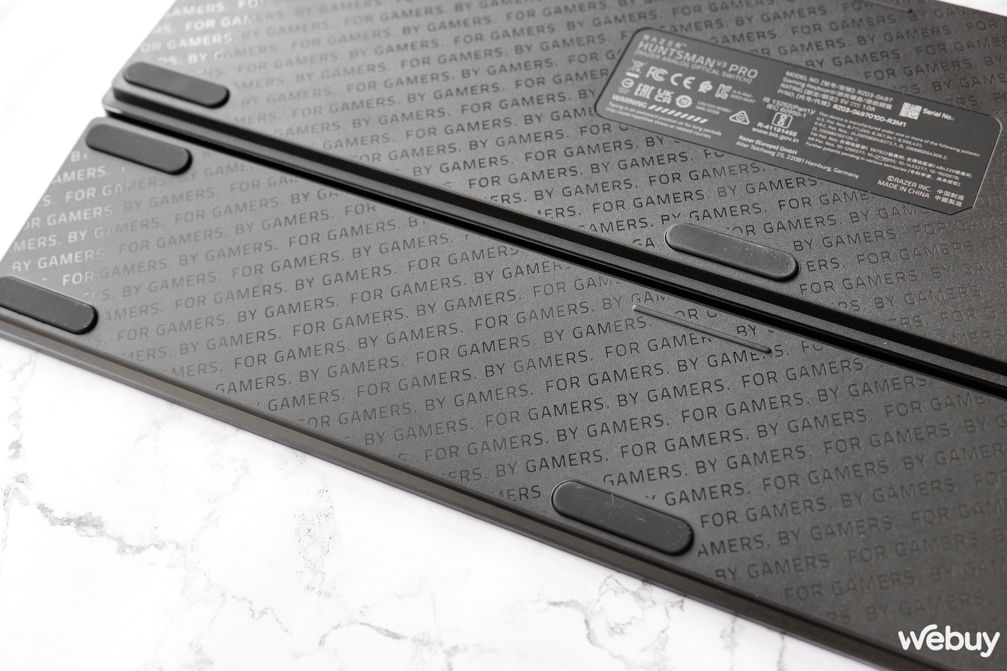 Trên tay bàn phím Razer Huntsman V3 Pro: Hướng tới game thủ 'Pro', switch thay đổi được điểm kích hoạt- Ảnh 10. Trên tay bàn phím Razer Huntsman V3 Pro: Hướng tới game thủ 'Pro', switch thay đổi được điểm kích hoạt- Ảnh 10.