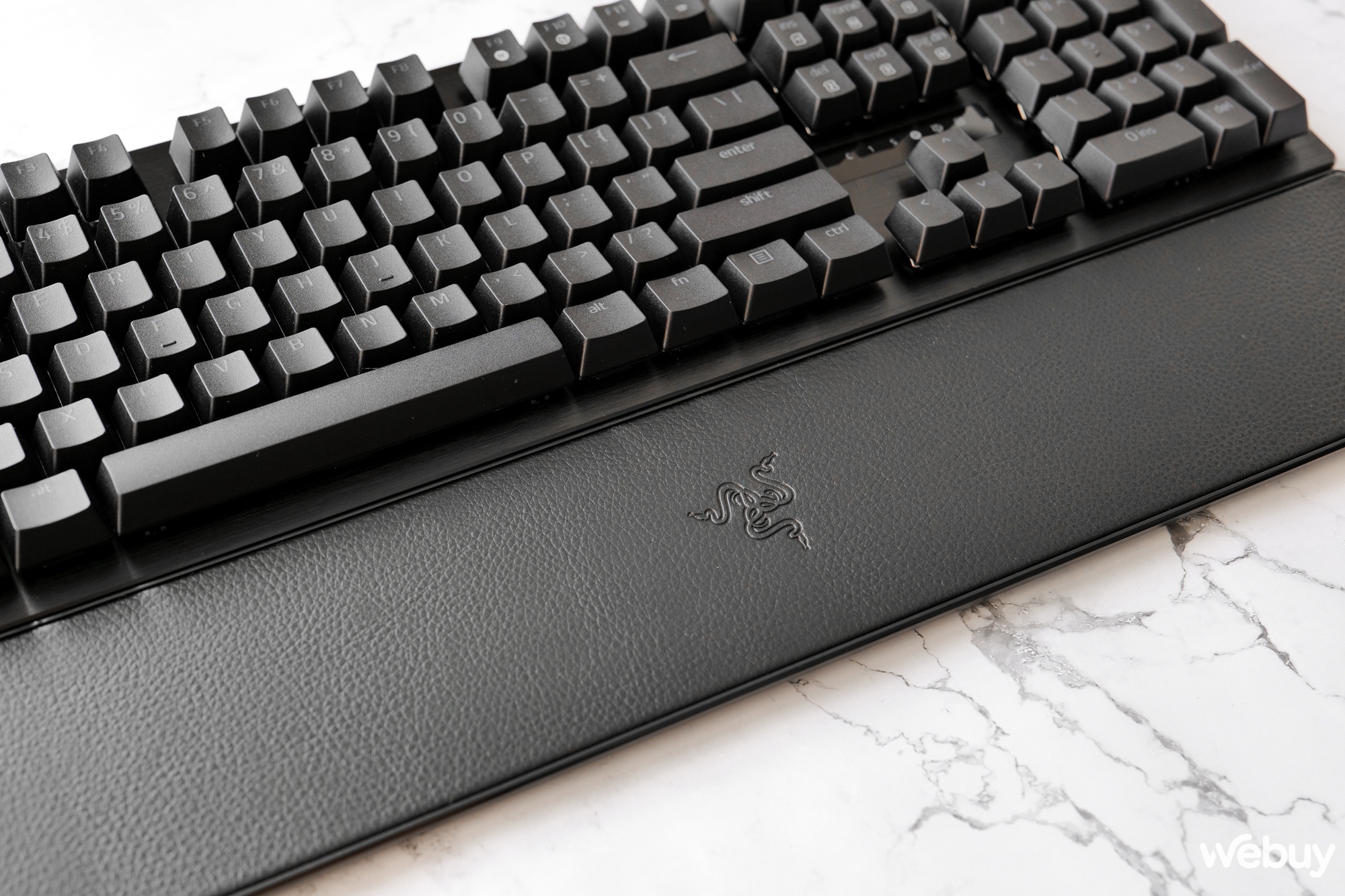 Trên tay bàn phím Razer Huntsman V3 Pro: Hướng tới game thủ 'Pro', switch thay đổi được điểm kích hoạt- Ảnh 8.