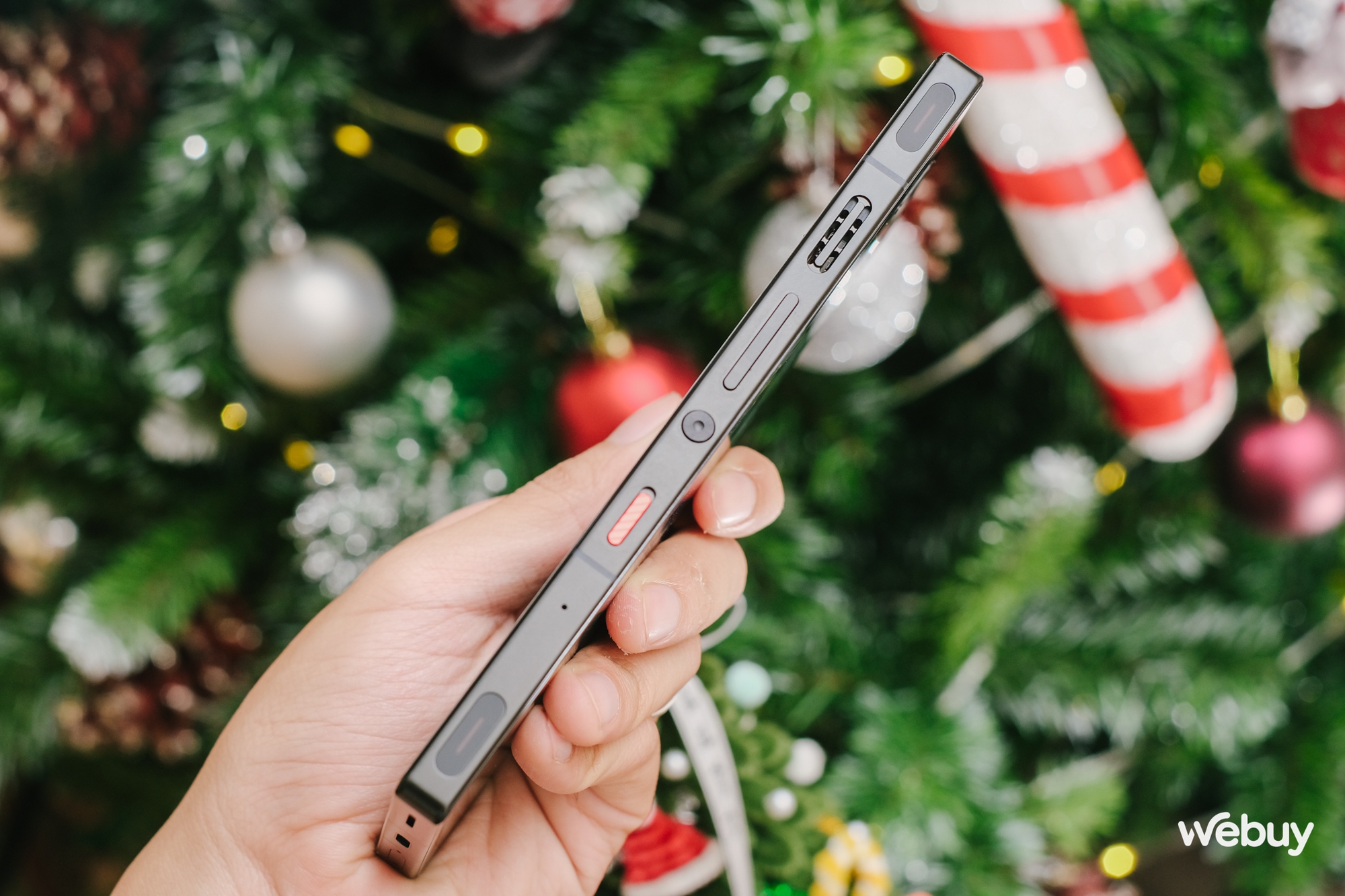 Smartphone chơi game này có thiết kế đẹp hơn điện thoại của bạn- Ảnh 21. Smartphone chơi game này có thiết kế đẹp hơn điện thoại của bạn- Ảnh 21.