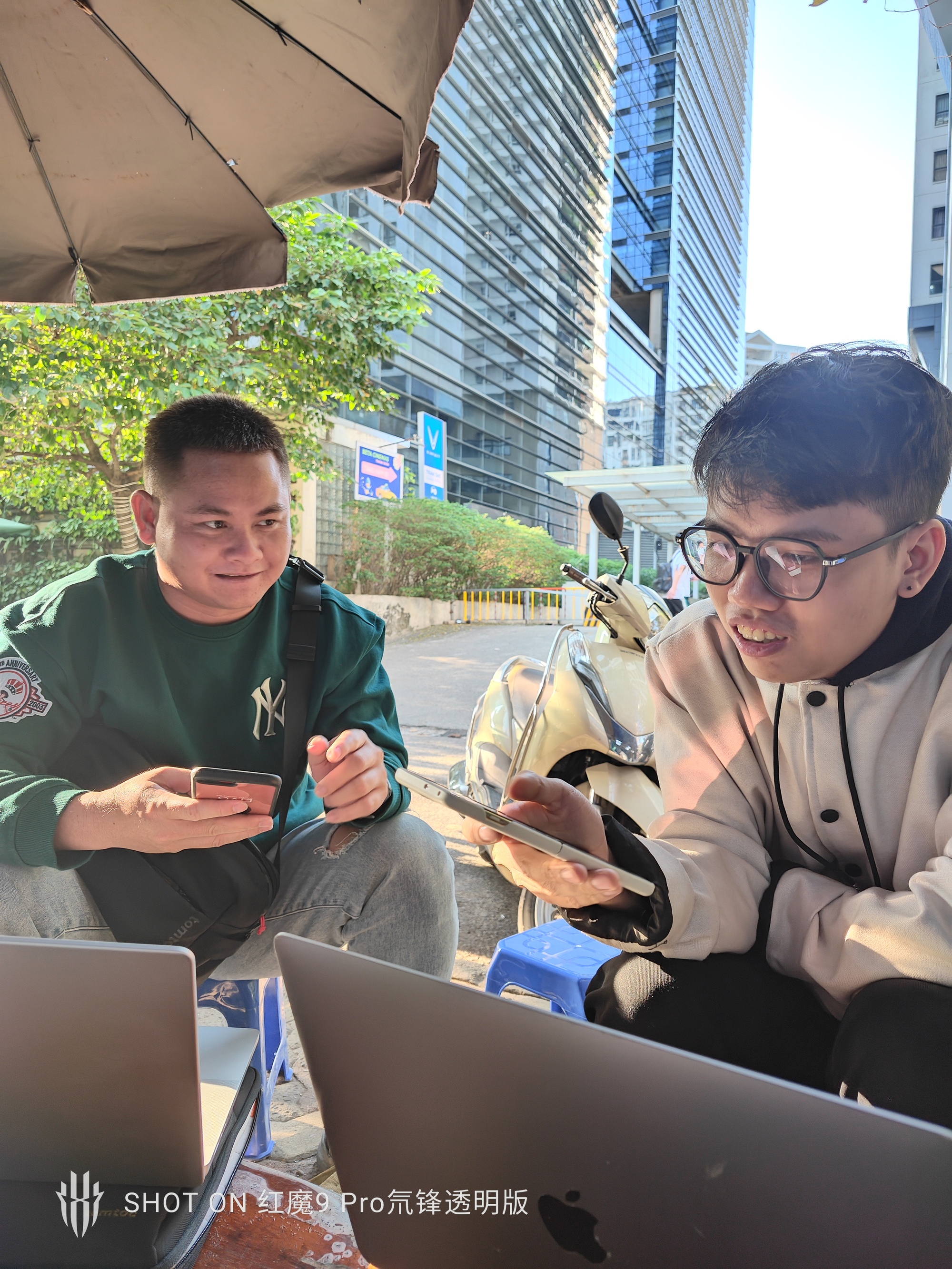 Smartphone chơi game này có thiết kế đẹp hơn điện thoại của bạn- Ảnh 10. Smartphone chơi game này có thiết kế đẹp hơn điện thoại của bạn- Ảnh 10.