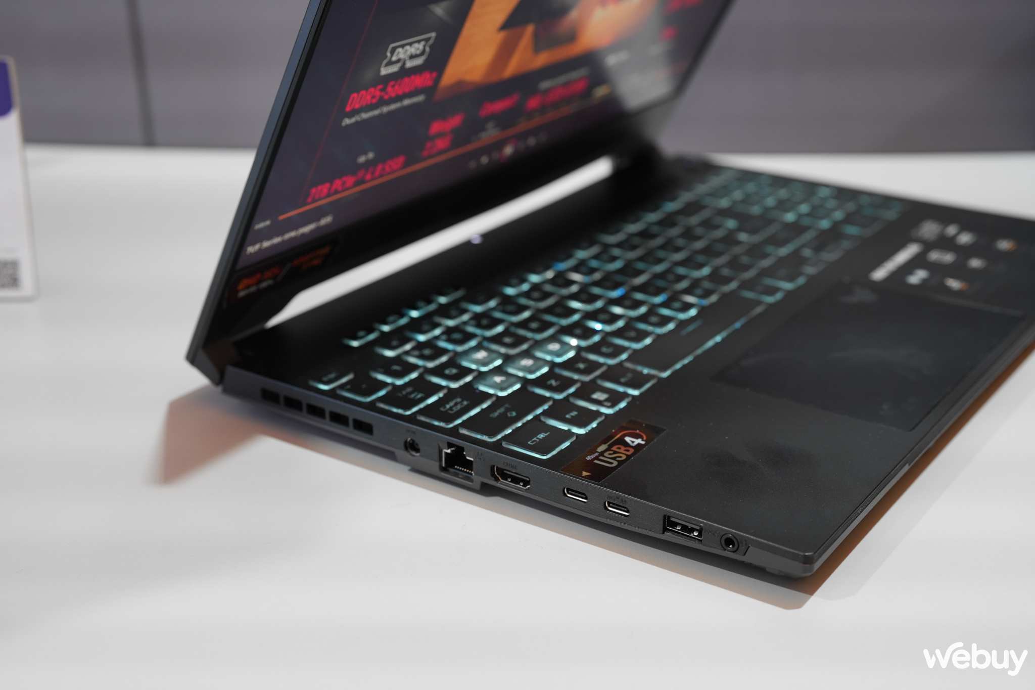 Trên tay ASUS ROG Zephyrus G14 và G16: Thiết kế mỏng nhẹ, màn hình OLED tràn viền, vi xử lý cao cấp từ cả Intel và AMD- Ảnh 25.