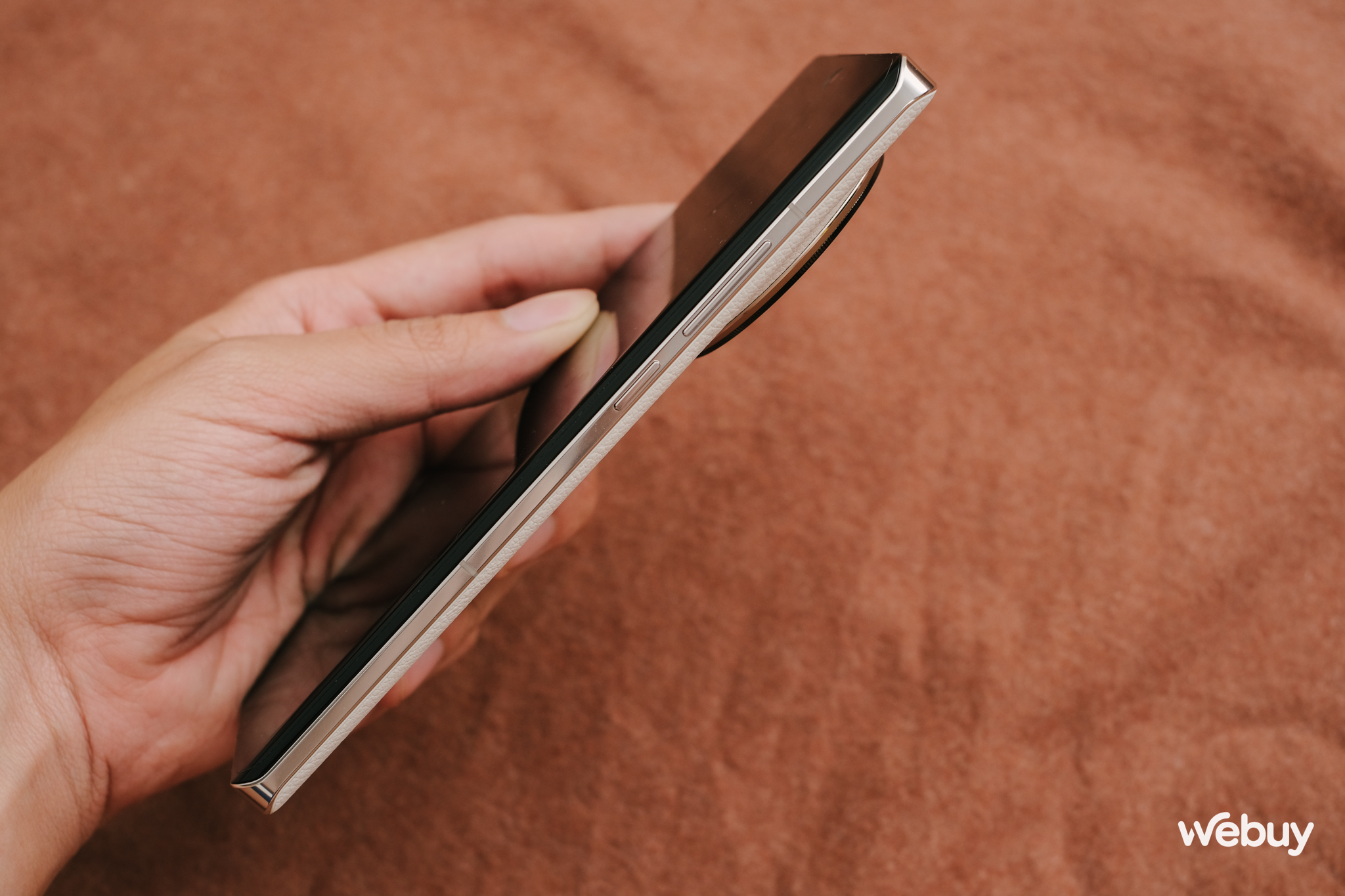 Xiaomi 14 chưa là gì, realme lại "phá đảo" phân khúc với smartphone Snapdragon 8 Gen 3, RAM 16GB, bộ nhớ 1TB mà giá cực "mềm"- Ảnh 25. Xiaomi 14 chưa là gì, realme lại "phá đảo" phân khúc với smartphone Snapdragon 8 Gen 3, RAM 16GB, bộ nhớ 1TB mà giá cực "mềm"- Ảnh 25.