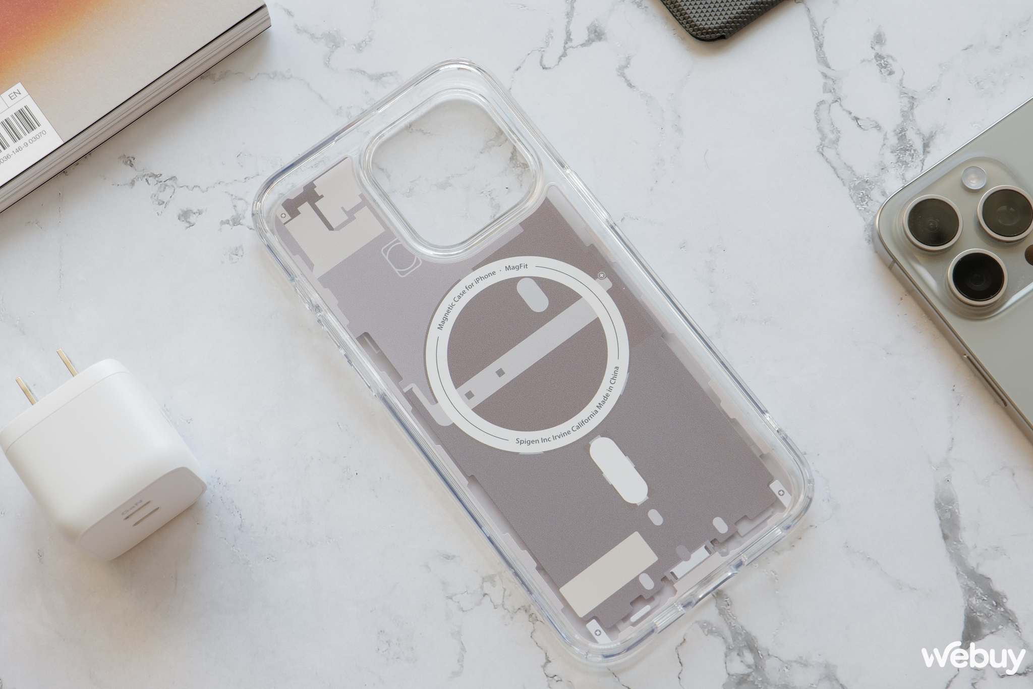 Dùng iPhone 15 Pro Max không nên bỏ qua ốp lưng này: Giá chỉ bằng ốp trong suốt chính hãng nhưng "chất" hơn nhiều- Ảnh 11. Dùng iPhone 15 Pro Max không nên bỏ qua ốp lưng này: Giá chỉ bằng ốp trong suốt chính hãng nhưng "chất" hơn nhiều- Ảnh 11.