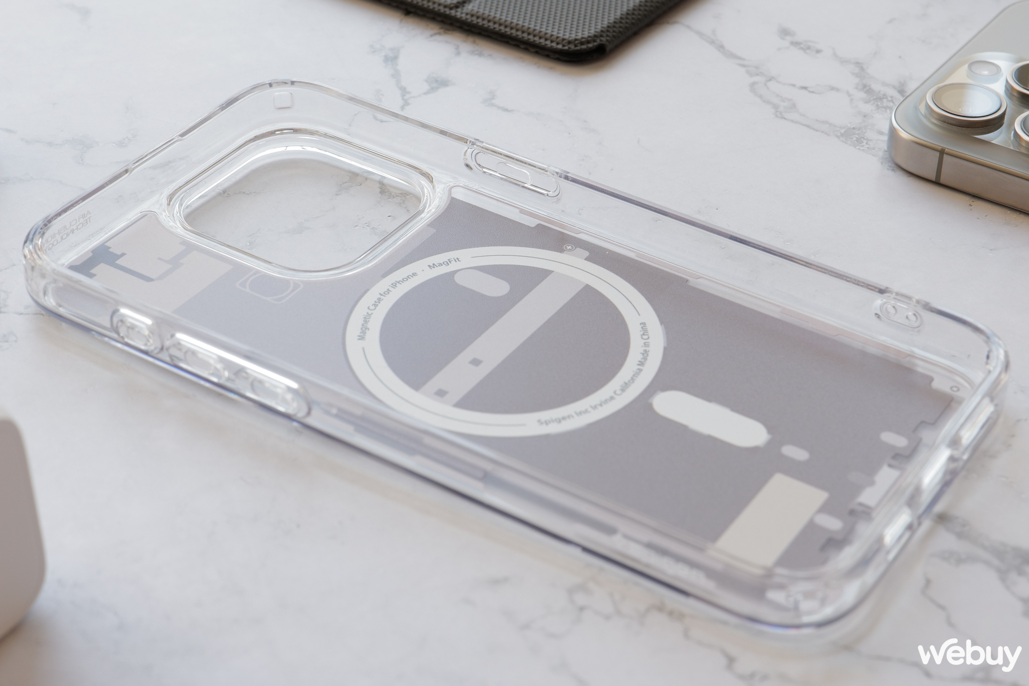 Dùng iPhone 15 Pro Max không nên bỏ qua ốp lưng này: Giá chỉ bằng ốp trong suốt chính hãng nhưng "chất" hơn nhiều- Ảnh 9. Dùng iPhone 15 Pro Max không nên bỏ qua ốp lưng này: Giá chỉ bằng ốp trong suốt chính hãng nhưng "chất" hơn nhiều- Ảnh 9.