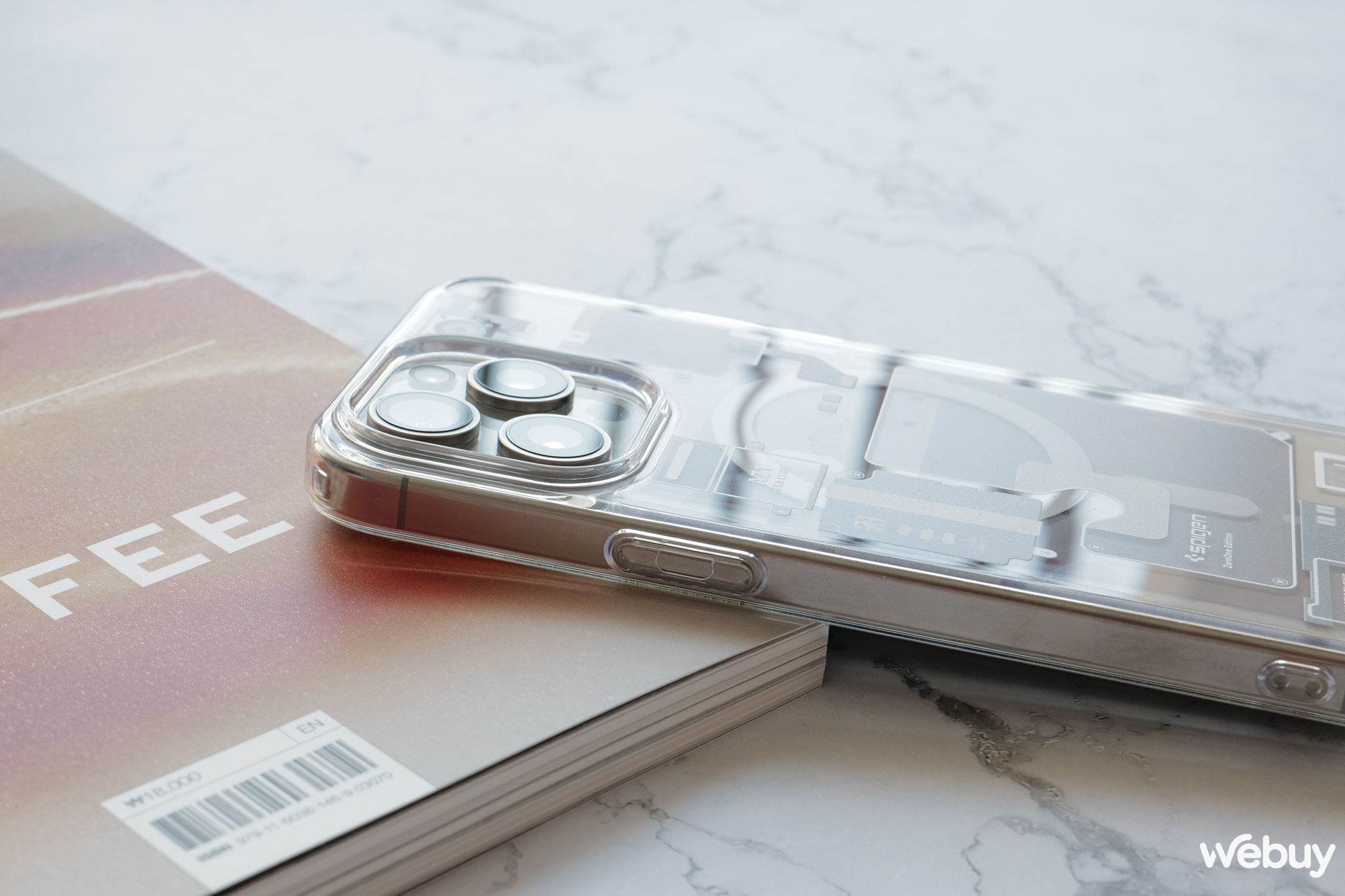 Dùng iPhone 15 Pro Max không nên bỏ qua ốp lưng này: Giá chỉ bằng ốp trong suốt chính hãng nhưng "chất" hơn nhiều- Ảnh 14. Dùng iPhone 15 Pro Max không nên bỏ qua ốp lưng này: Giá chỉ bằng ốp trong suốt chính hãng nhưng "chất" hơn nhiều- Ảnh 14.