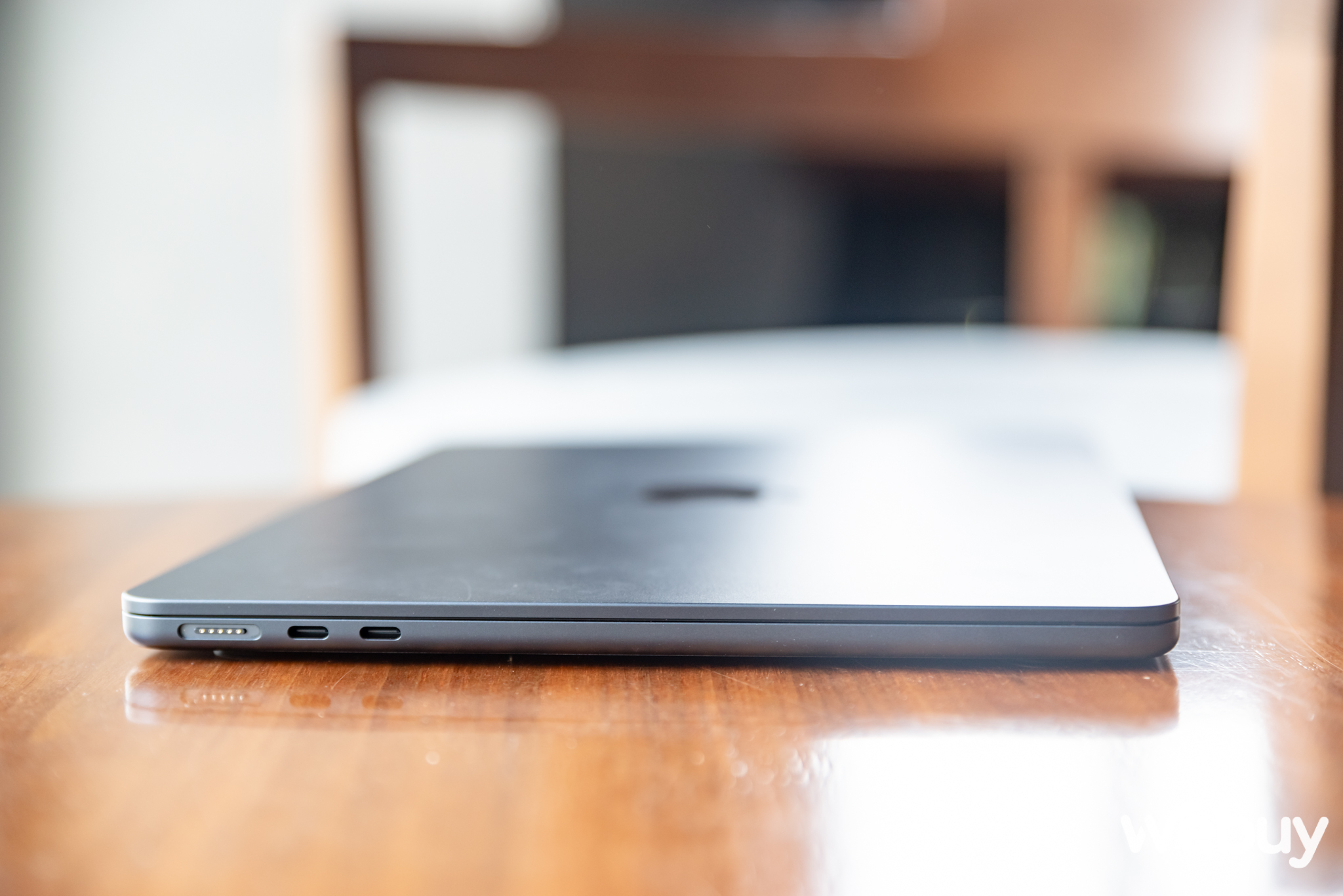 Ảnh thực tế MacBook Air mới ra mắt: Thiết kế không đổi, chip Apple M3 mạnh hơn, giá chính hãng từ 27,99 triệu đồng- Ảnh 17. Ảnh thực tế MacBook Air mới ra mắt: Thiết kế không đổi, chip Apple M3 mạnh hơn, giá chính hãng từ 27,99 triệu đồng- Ảnh 17.