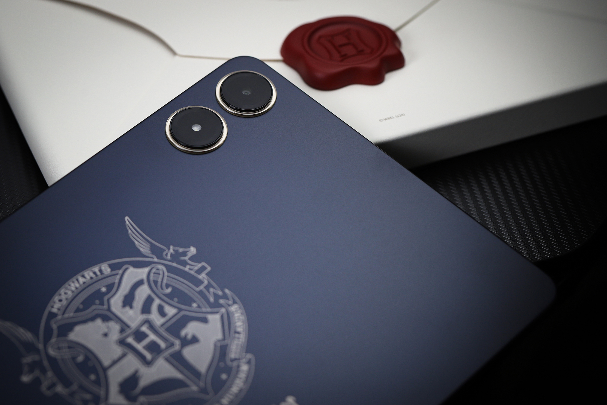 Cận cảnh máy tính bảng 12 inch giá rẻ chỉ 5 triệu đồng của Xiaomi: Thiết kế đẹp như iPad, có cả bản Harry Potter đặc biệt cho các Potterheads, pin khủng 10.000mAh- Ảnh 20. Cận cảnh máy tính bảng 12 inch giá rẻ chỉ 5 triệu đồng của Xiaomi: Thiết kế đẹp như iPad, có cả bản Harry Potter đặc biệt cho các Potterheads, pin khủng 10.000mAh- Ảnh 20.