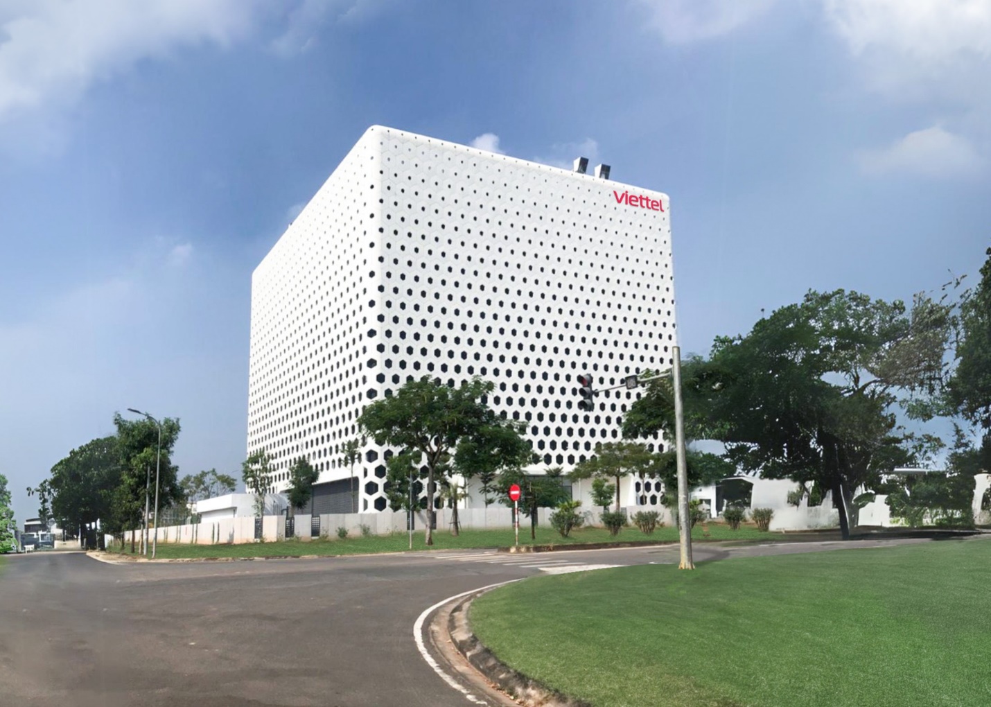 Viettel khai trương Trung tâm dữ liệu xanh đầu tiên và lớn nhất tại Việt Nam- Ảnh 4. Viettel khai trương Trung tâm dữ liệu xanh đầu tiên và lớn nhất tại Việt Nam- Ảnh 4.