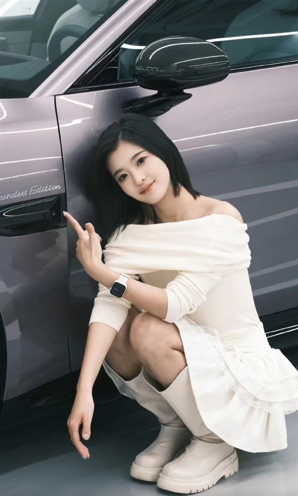 Xem xong những bức ảnh này, chẳng còn ai dám nói "Xe Xiaomi chỉ đàn ông mới mua"- Ảnh 5. Xem xong những bức ảnh này, chẳng còn ai dám nói "Xe Xiaomi chỉ đàn ông mới mua"- Ảnh 5.