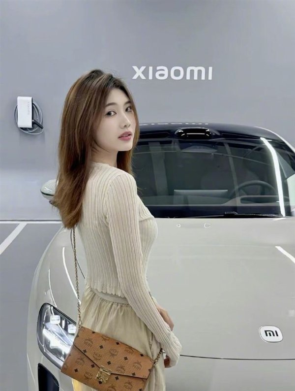 Xem xong những bức ảnh này, chẳng còn ai dám nói "Xe Xiaomi chỉ đàn ông mới mua"- Ảnh 4. Xem xong những bức ảnh này, chẳng còn ai dám nói "Xe Xiaomi chỉ đàn ông mới mua"- Ảnh 4.