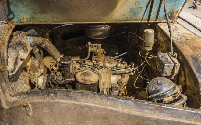 Bất ngờ về chiếc xe hơi đầu tiên của Toyota: Có vô lăng 'trái luật' với người Nhật Bản- Ảnh 3. Bất ngờ về chiếc xe hơi đầu tiên của Toyota: Có vô lăng 'trái luật' với người Nhật Bản- Ảnh 3.