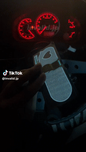 Chàng trai gây sốt với phụ kiện sticker phát sáng: Khởi nghiệp có 7 triệu, kiếm tiền tỷ chỉ sau một ngày - Ảnh 2. Chàng trai gây sốt với phụ kiện sticker phát sáng: Khởi nghiệp có 7 triệu, kiếm tiền tỷ chỉ sau một ngày - Ảnh 2.