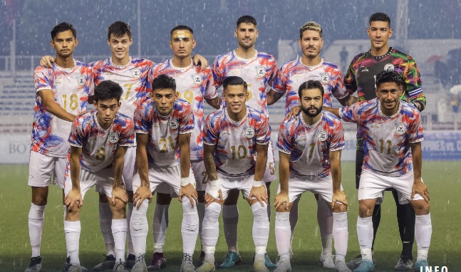 Trước đại chiến, HLV Philippines tuyên bố có “vũ khí” để đánh bại tuyển Việt Nam - Ảnh 1. Trước đại chiến, HLV Philippines tuyên bố có “vũ khí” để đánh bại tuyển Việt Nam - Ảnh 1.