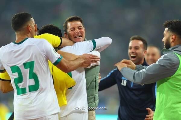 HLV Iraq: “Tuyển Việt Nam không phải đối thủ khó đối với chúng tôi!” - Ảnh 2. HLV Iraq: “Tuyển Việt Nam không phải đối thủ khó đối với chúng tôi!” - Ảnh 2.