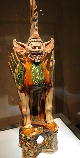 Công nhân phá núi vô tình phát lộ 3 quái thú bên trong lăng mộ, chuyên gia: Chúng đều là bảo vật! - Ảnh 3. Công nhân phá núi vô tình phát lộ 3 quái thú bên trong lăng mộ, chuyên gia: Chúng đều là bảo vật! - Ảnh 3.