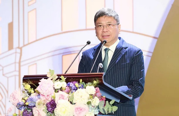 Tỷ phú Chu Lập Cơ - chồng bà Trương Mỹ Lan khai gì tại cơ quan điều tra? - Ảnh 2. Tỷ phú Chu Lập Cơ - chồng bà Trương Mỹ Lan khai gì tại cơ quan điều tra? - Ảnh 2.