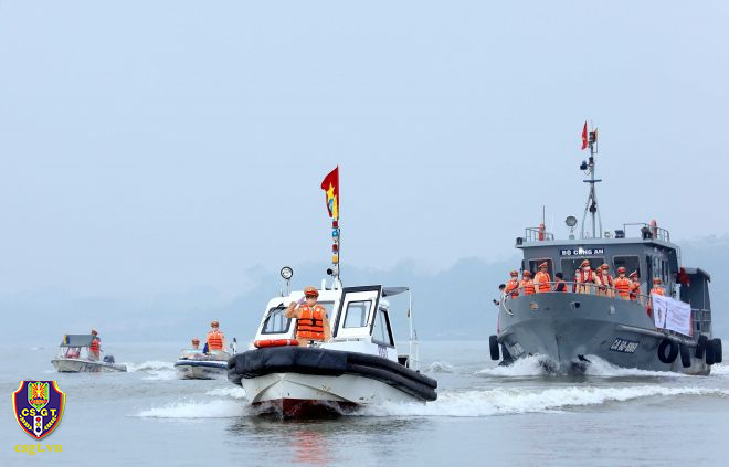 Bộ Công an tiếp nhận 4 phương tiện đặc biệt từ Hàn Quốc viện trợ - sắp tới sẽ có 2 chiến hạm tuần tra - Ảnh 3. Bộ Công an tiếp nhận 4 phương tiện đặc biệt từ Hàn Quốc viện trợ - sắp tới sẽ có 2 chiến hạm tuần tra - Ảnh 3.