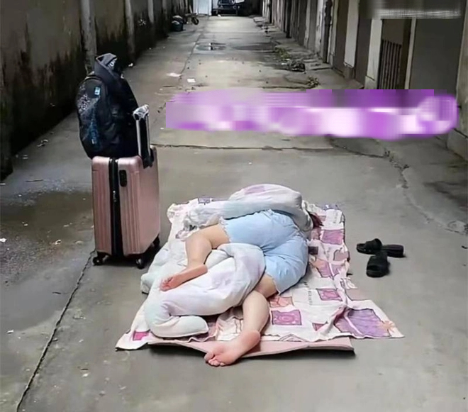 Bị “đuổi ra đường” vì từ chối đi xem mắt, cô gái tuyên bố: Thà ngủ ngoài đường còn hơn kết hôn nhầm người! - Ảnh 1. Bị “đuổi ra đường” vì từ chối đi xem mắt, cô gái tuyên bố: Thà ngủ ngoài đường còn hơn kết hôn nhầm người! - Ảnh 1.