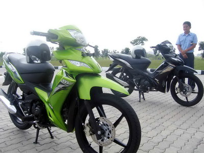 Hãng xe lớn thứ 4 thế giới vào Việt Nam: Hơn 10 năm không đổi hình dạng, lấy gì chiến đấu với Honda? - Ảnh 2. Hãng xe lớn thứ 4 thế giới vào Việt Nam: Hơn 10 năm không đổi hình dạng, lấy gì chiến đấu với Honda? - Ảnh 2.