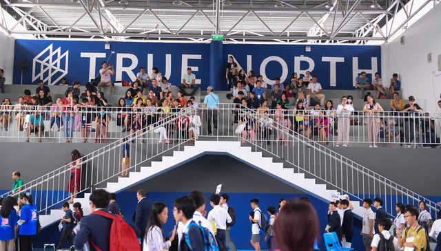 Xem học sinh tranh tài ở môn thể thao mới: Thi đấu bằng luận điểm, đối kháng trong từng phút giây - Ảnh 2. Xem học sinh tranh tài ở môn thể thao mới: Thi đấu bằng luận điểm, đối kháng trong từng phút giây - Ảnh 2.