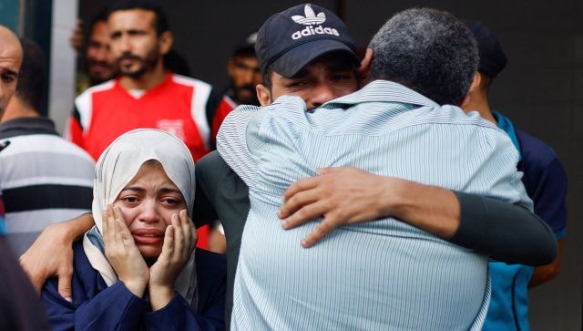 Israel đồng ý tạm dừng chiến thuật ở Gaza, quyết không ngừng bắn: Có gì khác nhau? - Ảnh 3. Israel đồng ý tạm dừng chiến thuật ở Gaza, quyết không ngừng bắn: Có gì khác nhau? - Ảnh 3.