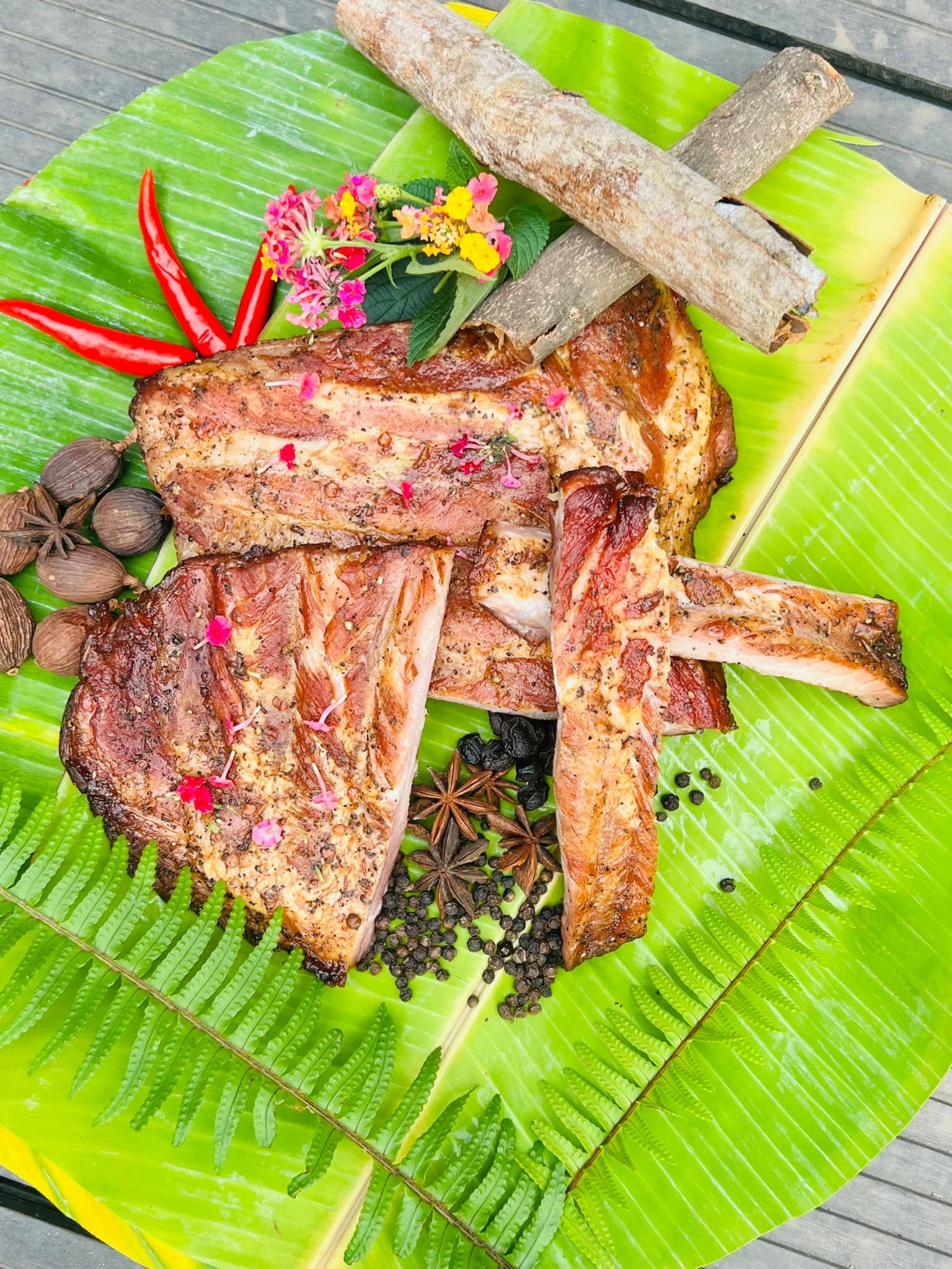 Có một "Đà Lạt thu nhỏ" ở vùng Tây Bắc, phù hợp cho kỳ nghỉ Tết Dương lịch: Cách Hà Nội chưa tới 200km- Ảnh 10. Có một "Đà Lạt thu nhỏ" ở vùng Tây Bắc, phù hợp cho kỳ nghỉ Tết Dương lịch: Cách Hà Nội chưa tới 200km- Ảnh 10.