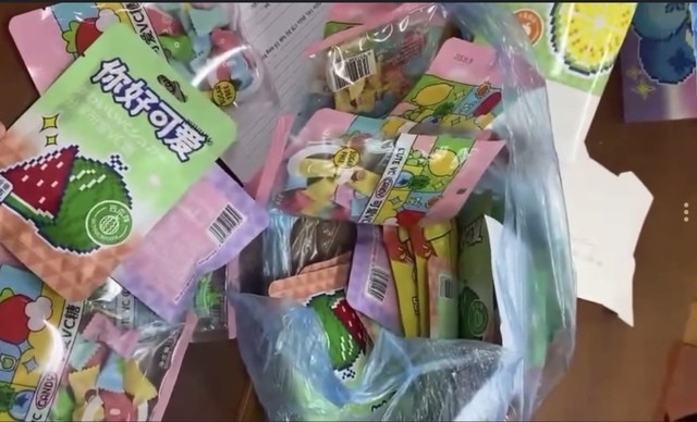 Hà Nội xử phạt người bịa đặt tin xét nghiệm kẹo dương tính với ma túy - Ảnh 2. Hà Nội xử phạt người bịa đặt tin xét nghiệm kẹo dương tính với ma túy - Ảnh 2.