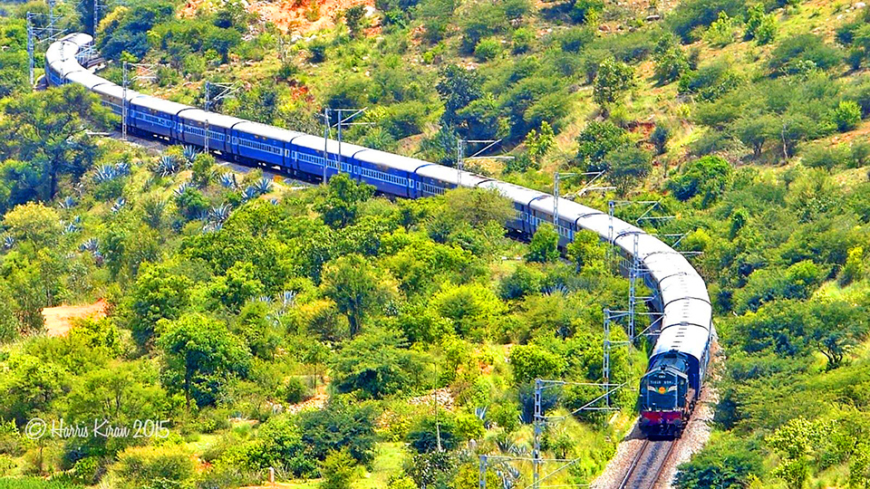 “Mê mẩn” với 5 tour du lịch bằng tàu hỏa dài nhất thế giới: Tuyến top 1 mất đến 7 ngày 7 đêm!- Ảnh 3. “Mê mẩn” với 5 tour du lịch bằng tàu hỏa dài nhất thế giới: Tuyến top 1 mất đến 7 ngày 7 đêm!- Ảnh 3.