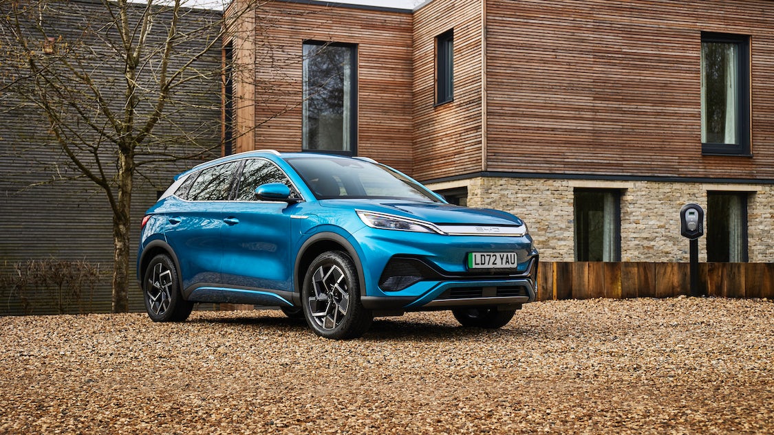 Đối thủ sừng sỏ của VF 7 khi VinFast vào Indonesia: Đến từ 'ông trùm' số 1 thế giới, - Ảnh 6. Đối thủ sừng sỏ của VF 7 khi VinFast vào Indonesia: Đến từ 'ông trùm' số 1 thế giới, - Ảnh 6.