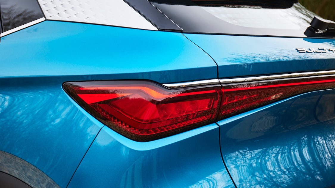 Đối thủ sừng sỏ của VF 7 khi VinFast vào Indonesia: Đến từ 'ông trùm' số 1 thế giới, - Ảnh 16. Đối thủ sừng sỏ của VF 7 khi VinFast vào Indonesia: Đến từ 'ông trùm' số 1 thế giới, - Ảnh 16.