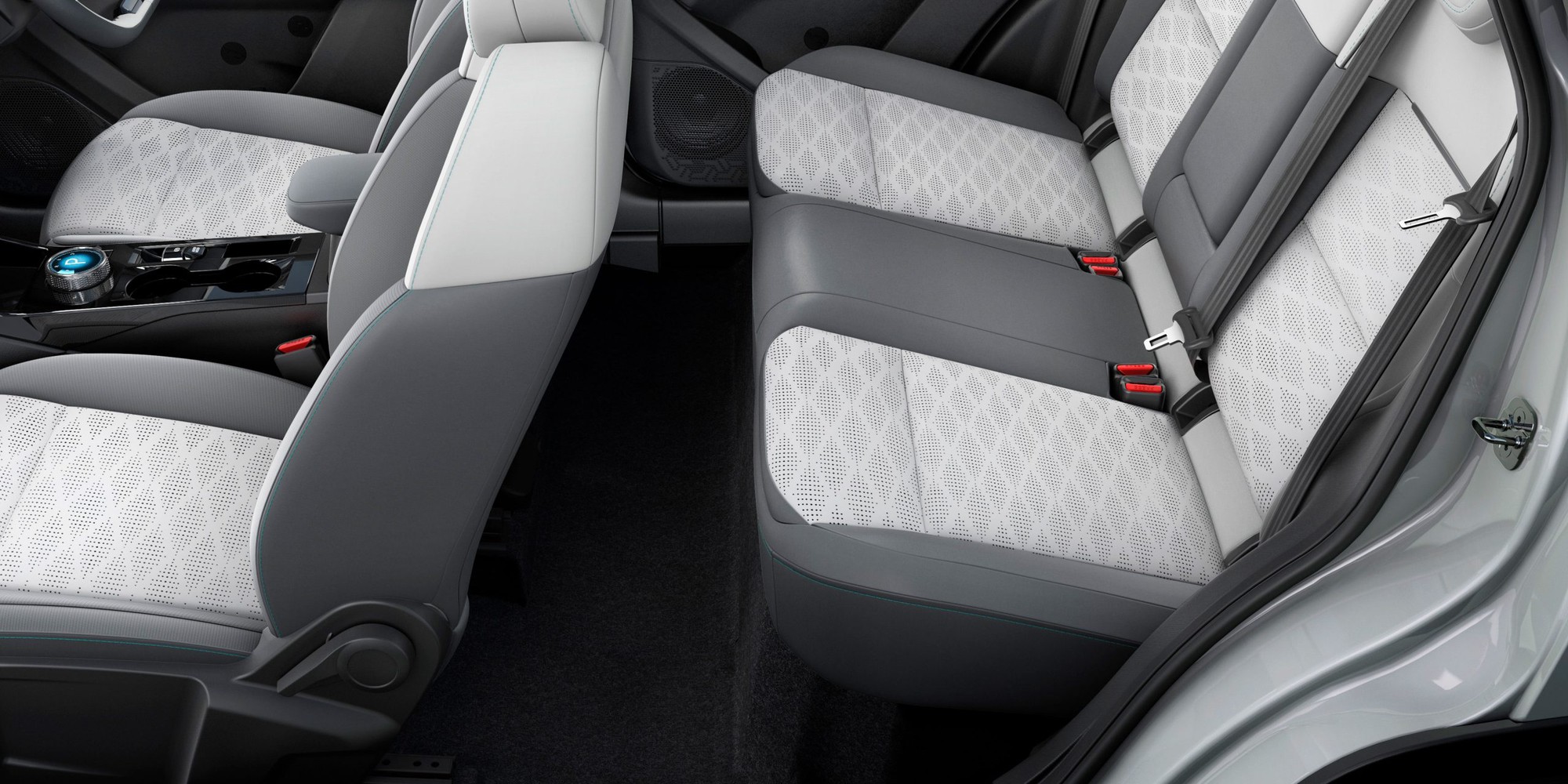 Tata tung ra chiếc xe điện đầu tiên tại Ấn Độ giá 325 triệu, đi 425km 1 lần sạc, công nghệ ngập cabin- Ảnh 9. Tata tung ra chiếc xe điện đầu tiên tại Ấn Độ giá 325 triệu, đi 425km 1 lần sạc, công nghệ ngập cabin- Ảnh 9.