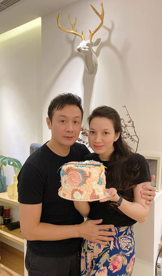 Hôn nhân viên mãn của MC Anh Tuấn bên bà xã xinh đẹp kém 14 tuổi, từng dự thi hoa hậu- Ảnh 4. Hôn nhân viên mãn của MC Anh Tuấn bên bà xã xinh đẹp kém 14 tuổi, từng dự thi hoa hậu- Ảnh 4.