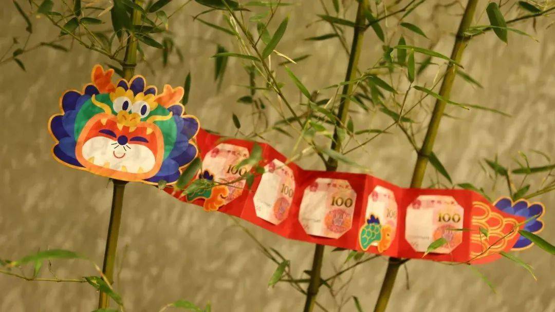 "Nội dung" quà Tết của các công ty công nghệ lớn Trung Quốc vừa bị lộ, bạn thích cái nào nhất?- Ảnh 9. "Nội dung" quà Tết của các công ty công nghệ lớn Trung Quốc vừa bị lộ, bạn thích cái nào nhất?- Ảnh 9.