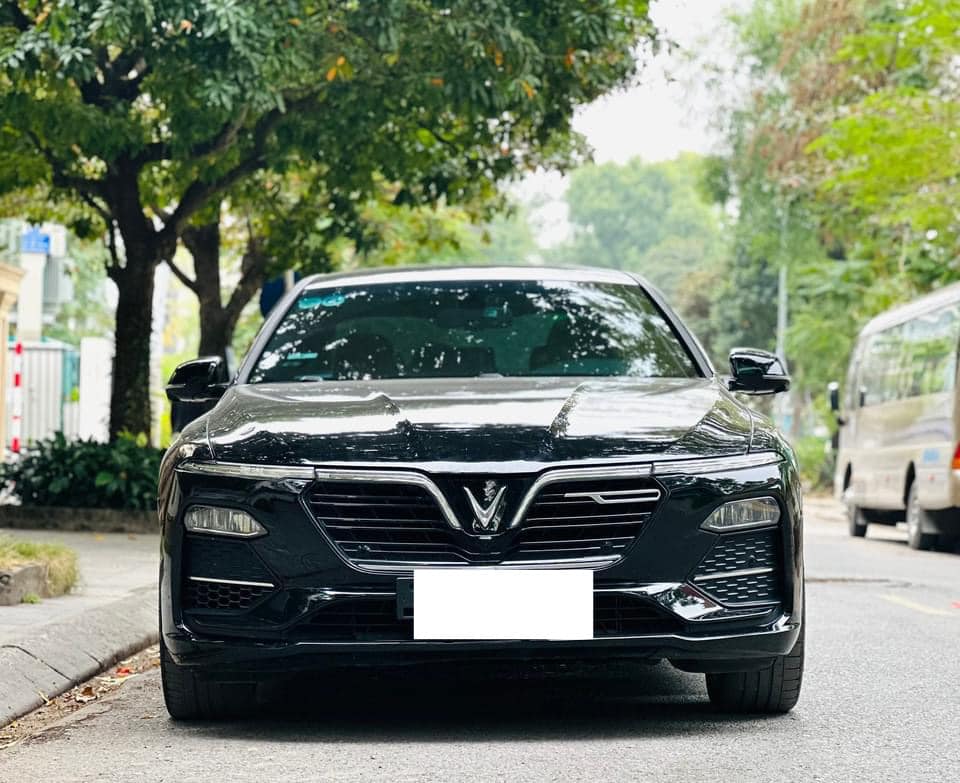 Mua VinFast Lux A2.0 từng phải bỏ ra hơn 1,3 tỷ đồng, nay sang tay giá chỉ ngang mẫu xe 'quốc dân'- Ảnh 22. Mua VinFast Lux A2.0 từng phải bỏ ra hơn 1,3 tỷ đồng, nay sang tay giá chỉ ngang mẫu xe 'quốc dân'- Ảnh 22.