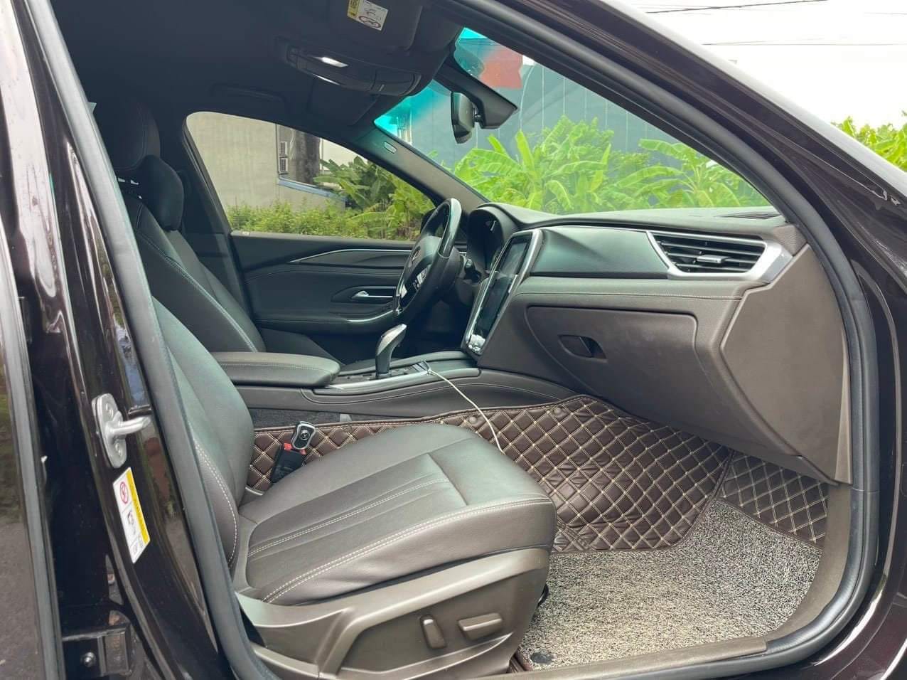 Mua VinFast Lux A2.0 từng phải bỏ ra hơn 1,3 tỷ đồng, nay sang tay giá chỉ ngang mẫu xe 'quốc dân'- Ảnh 41. Mua VinFast Lux A2.0 từng phải bỏ ra hơn 1,3 tỷ đồng, nay sang tay giá chỉ ngang mẫu xe 'quốc dân'- Ảnh 41.