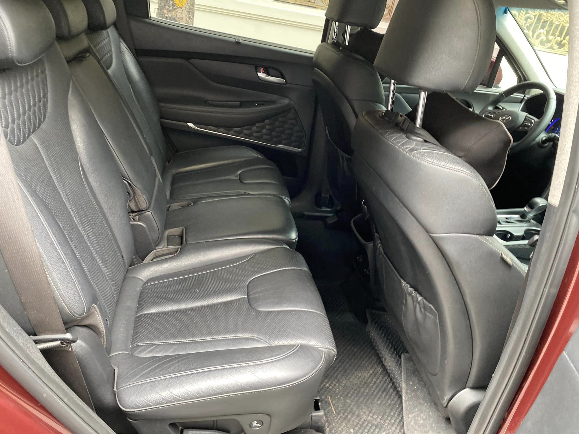 Từng tốn 1,4 tỷ ra biển cho xe gia đình trong mơ', nay mua lại Hyundai Santa Fe cần bao nhiêu tiền?- Ảnh 41.