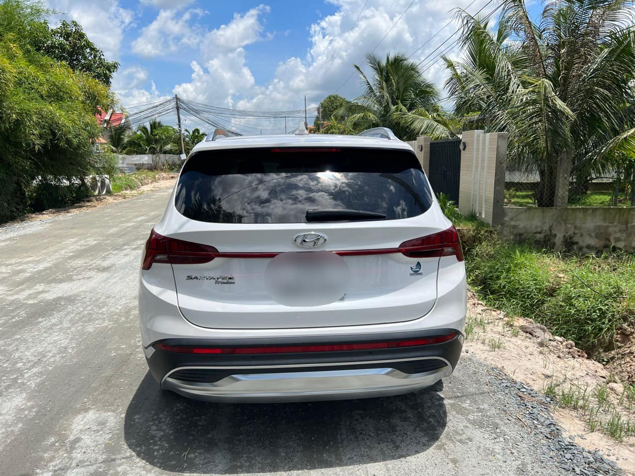 Từng tốn 1,4 tỷ ra biển cho xe gia đình trong mơ', nay mua lại Hyundai Santa Fe cần bao nhiêu tiền?- Ảnh 62. Từng tốn 1,4 tỷ ra biển cho xe gia đình trong mơ', nay mua lại Hyundai Santa Fe cần bao nhiêu tiền?- Ảnh 62.