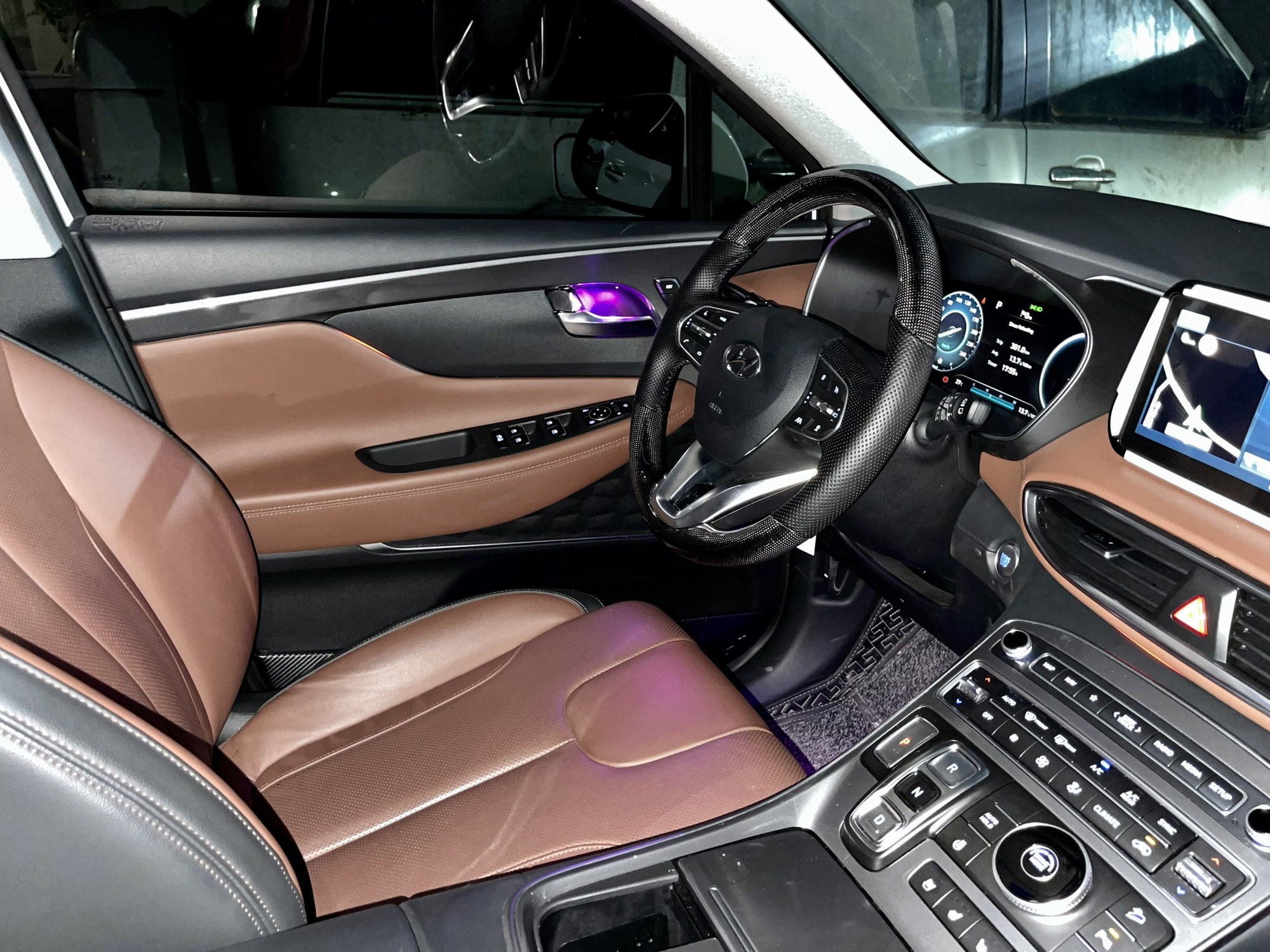 Từng tốn 1,4 tỷ ra biển cho xe gia đình trong mơ', nay mua lại Hyundai Santa Fe cần bao nhiêu tiền?- Ảnh 80.