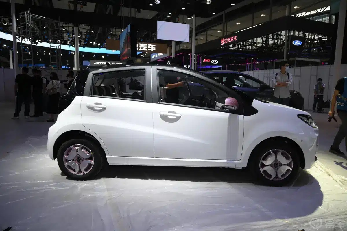 Xuất hiện mẫu xe chạy điện nhìn giống KIA Morning, có thể đi vào lịch sử ngành xe vì 1 điều- Ảnh 3. Xuất hiện mẫu xe chạy điện nhìn giống KIA Morning, có thể đi vào lịch sử ngành xe vì 1 điều- Ảnh 3.