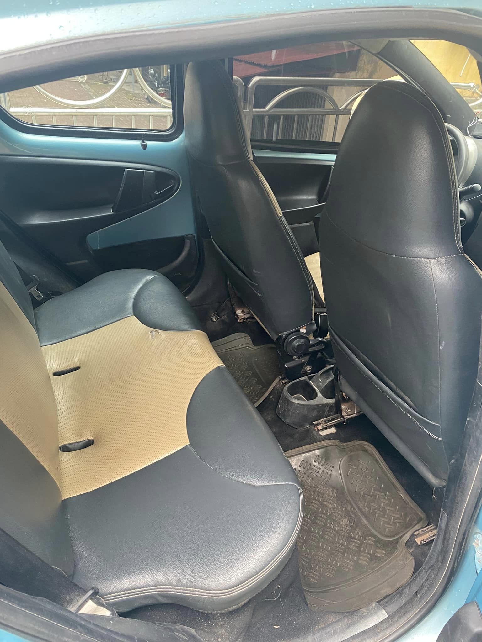 100 triệu đồng có mua ô tô được không? Bất ngờ có chiếc chỉ 35 triệu!- Ảnh 31. 100 triệu đồng có mua ô tô được không? Bất ngờ có chiếc chỉ 35 triệu!- Ảnh 31.