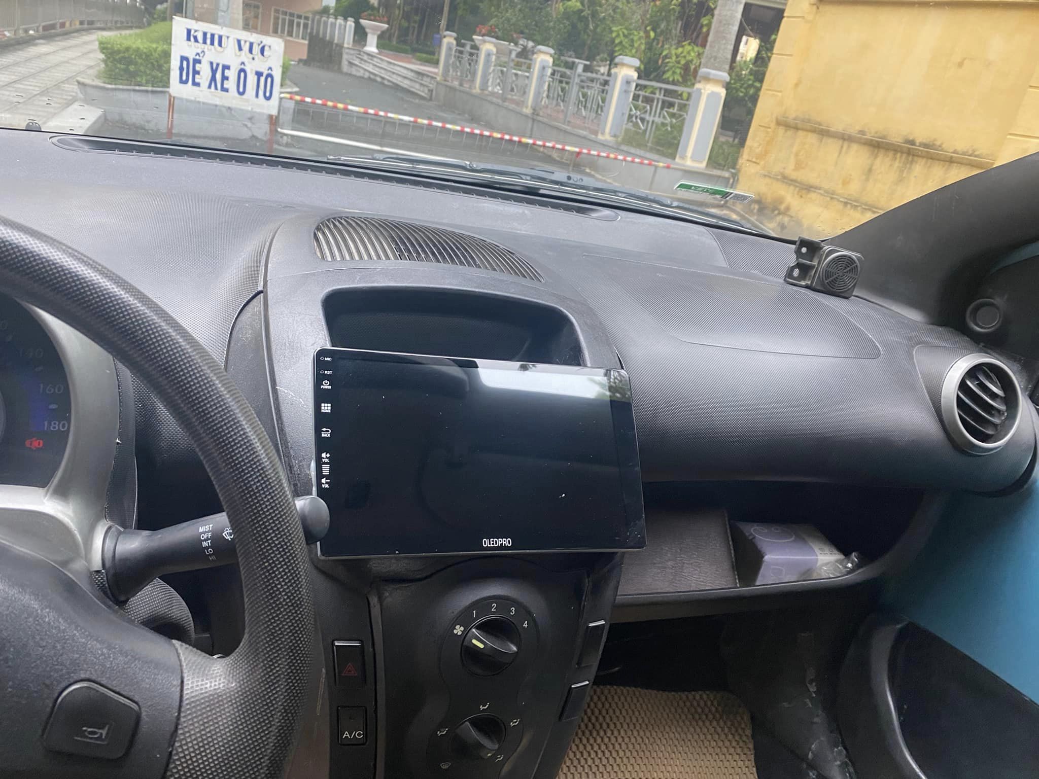 100 triệu đồng có mua ô tô được không? Bất ngờ có chiếc chỉ 35 triệu!- Ảnh 36. 100 triệu đồng có mua ô tô được không? Bất ngờ có chiếc chỉ 35 triệu!- Ảnh 36.