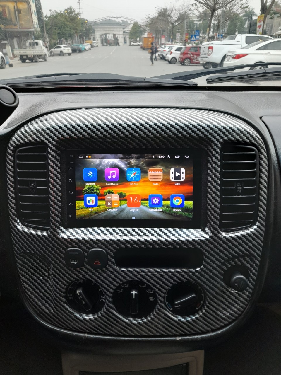 100 triệu đồng có mua ô tô được không? Bất ngờ có chiếc chỉ 35 triệu!- Ảnh 52. 100 triệu đồng có mua ô tô được không? Bất ngờ có chiếc chỉ 35 triệu!- Ảnh 52.