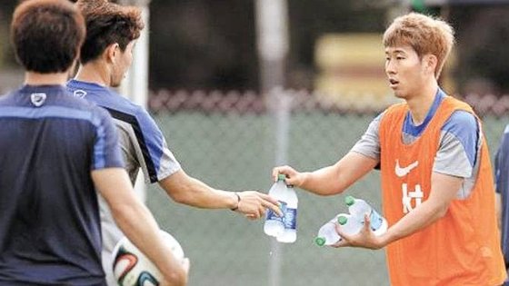 Báo Hàn Quốc tiết lộ 4 câu chuyện về Son Heung-min sau scandal Báo Hàn Quốc tiết lộ 4 câu chuyện về Son Heung-min sau scandal